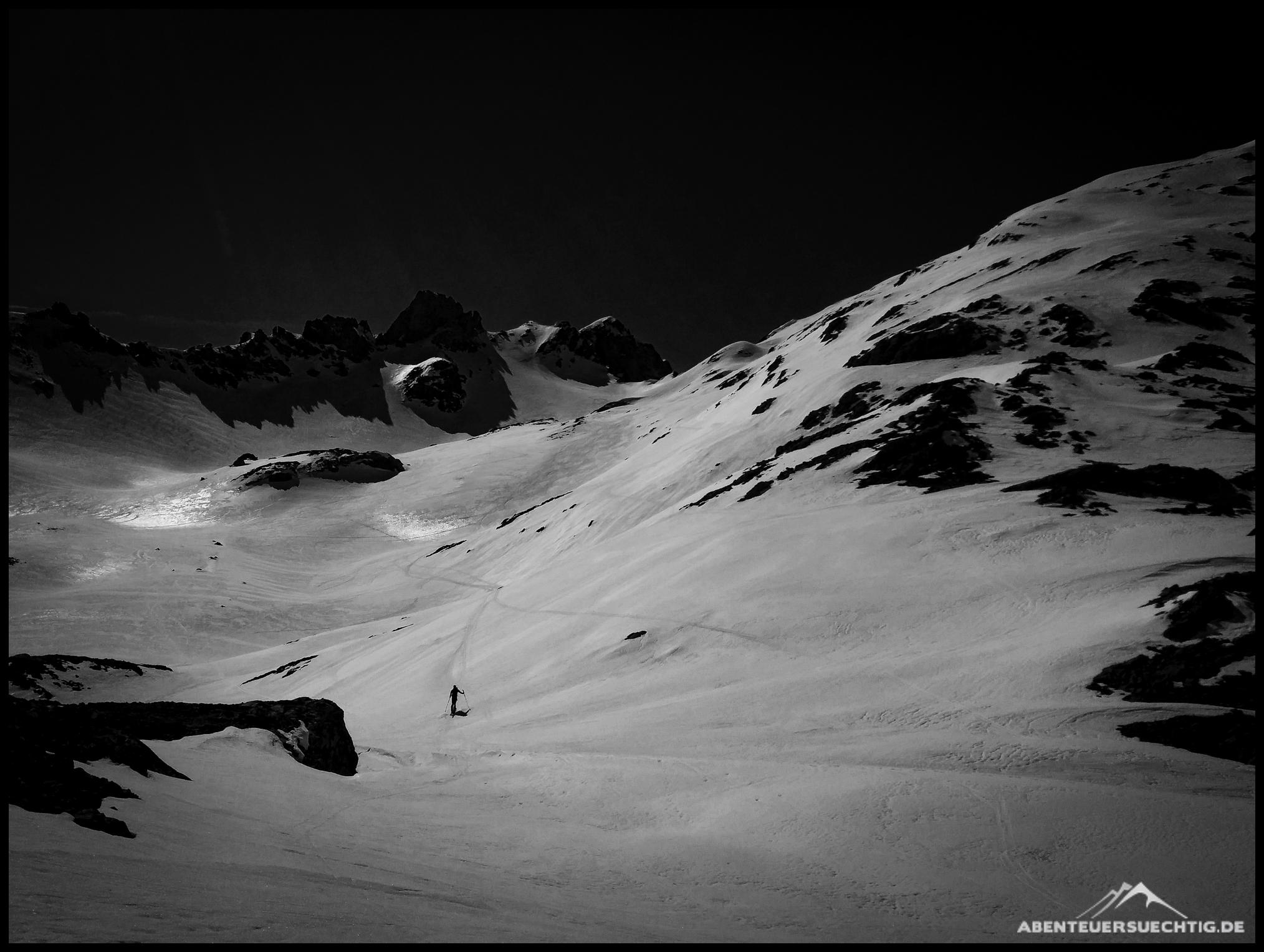 Eine wunderschöne Bergkulisse auf dem Weg Richtung Mehlsack